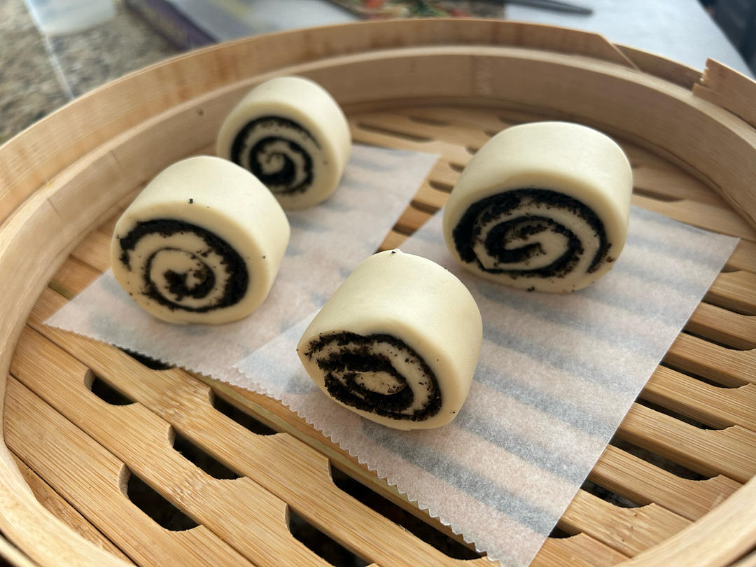 黑芝麻花生卷馒头