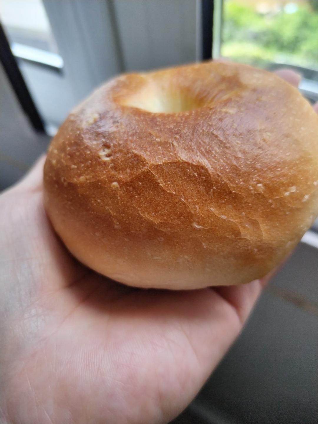 曼食慢语丨面包届顶流！钻石贝果的奥义我悟了！