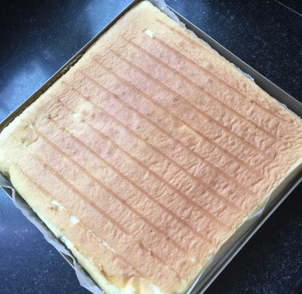 小嶋老师的海绵蛋糕