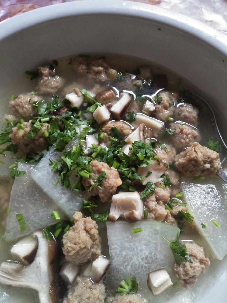 猪肉丸子汤