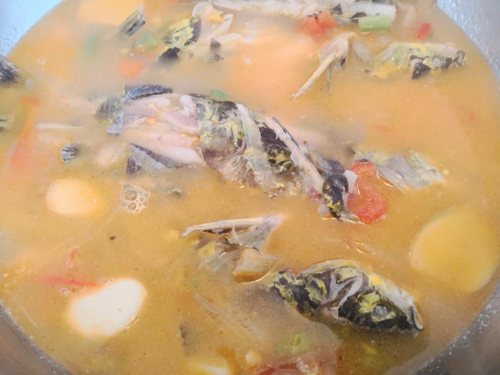 湘西酸藠头黄骨鱼汤