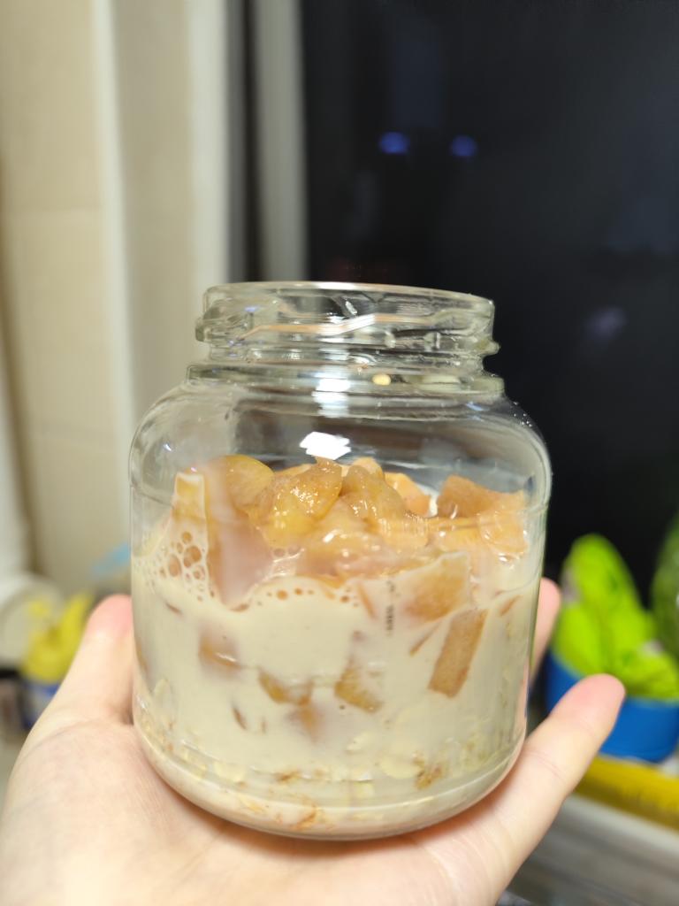 肉桂苹果隔夜燕麦（极简但绝好吃的做法