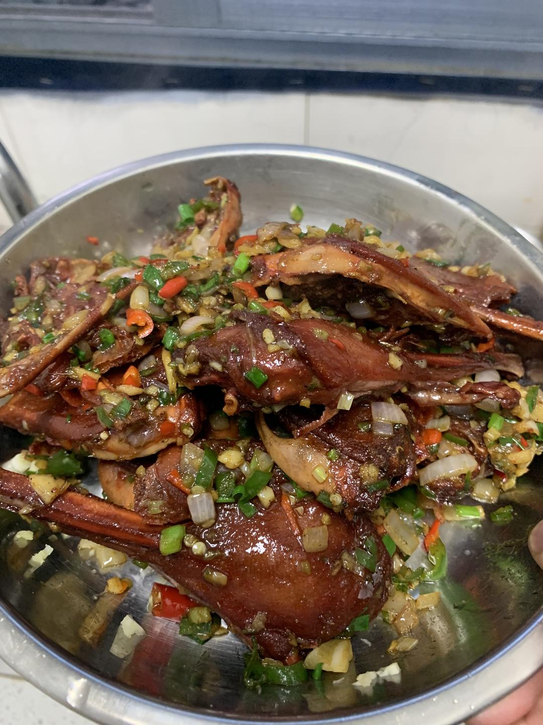 椒盐鸭头的做法