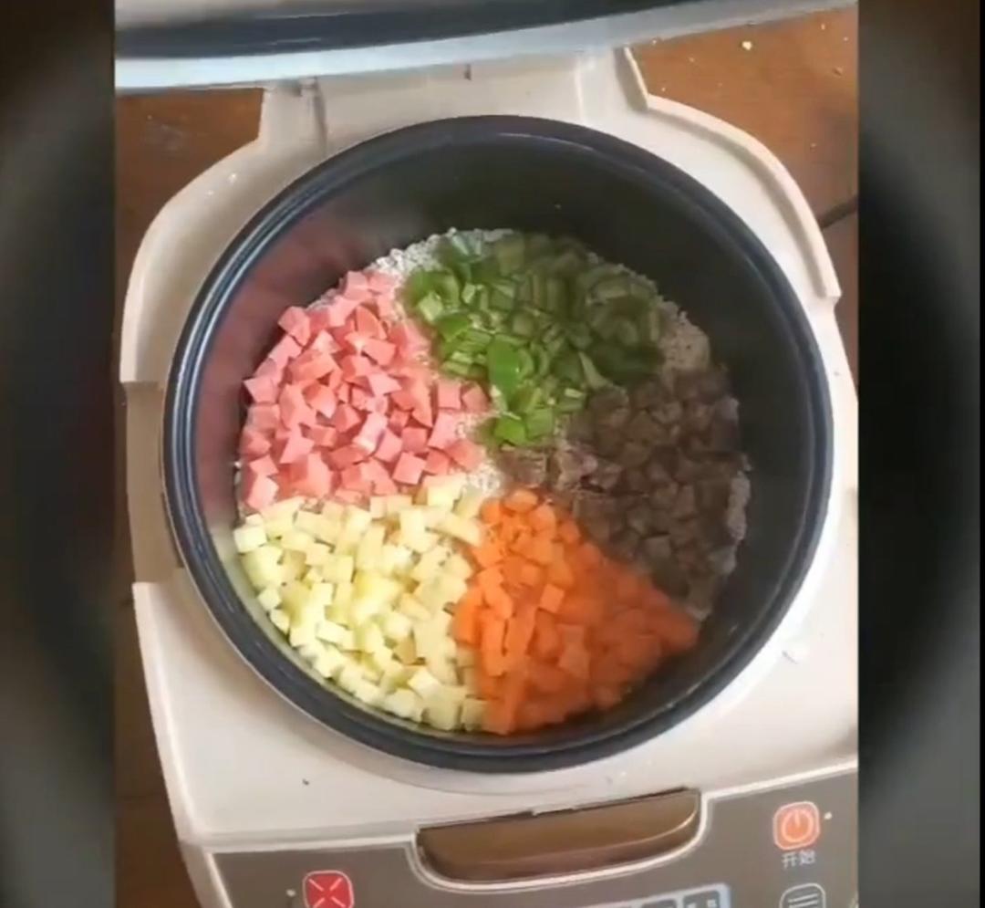 懒人必备～电饭煲腊肠焖饭