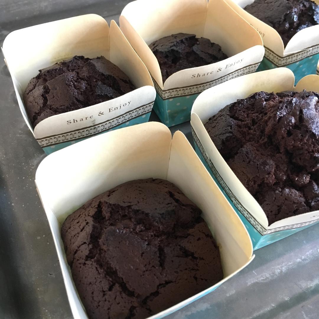 布朗尼杯子蛋糕