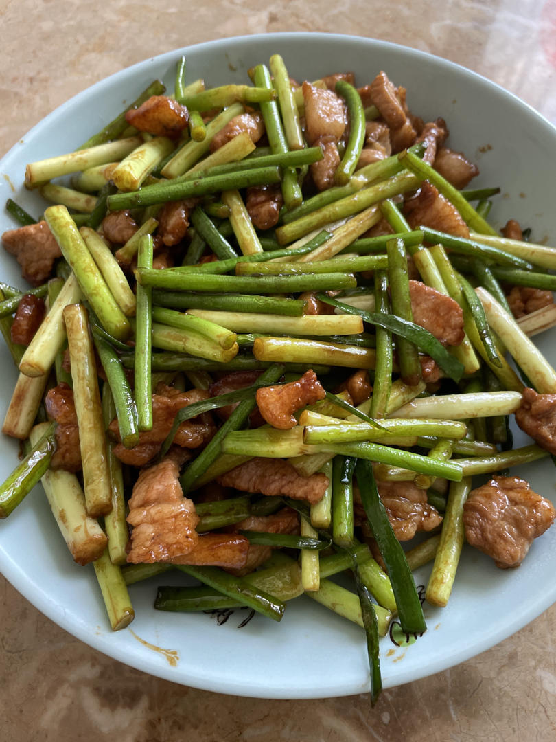 妈妈牌蒜薹炒肉