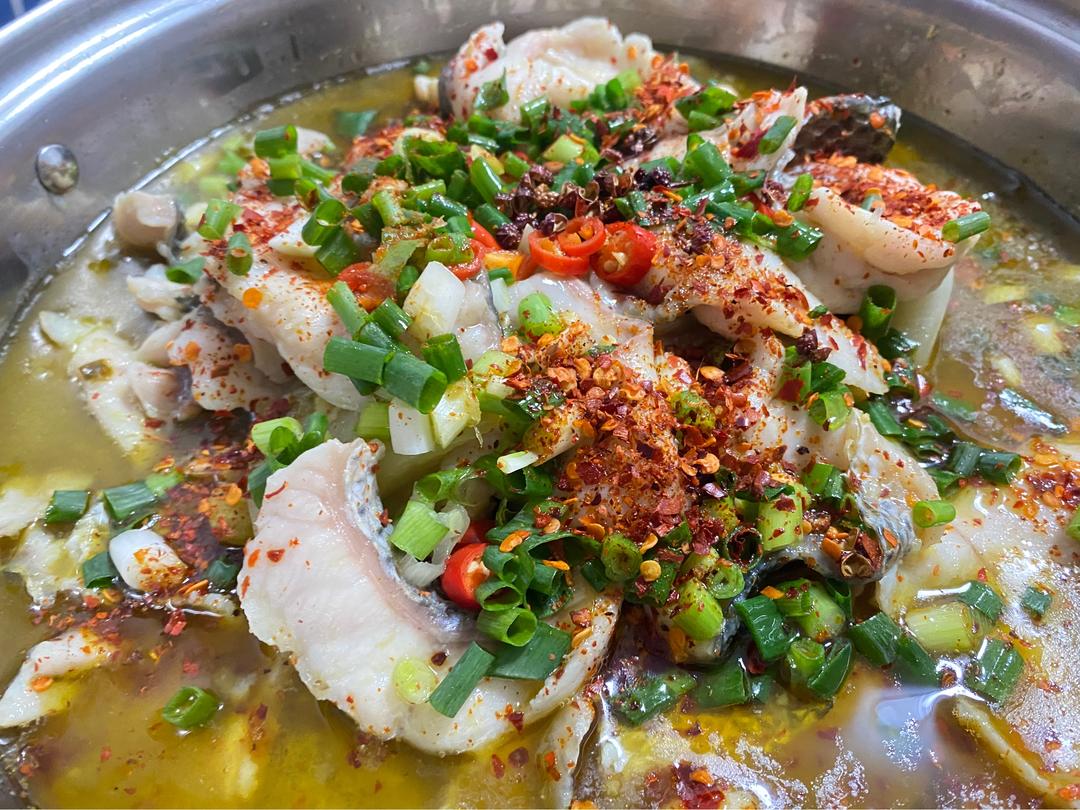 适合给女朋友做的水煮酸菜鱼