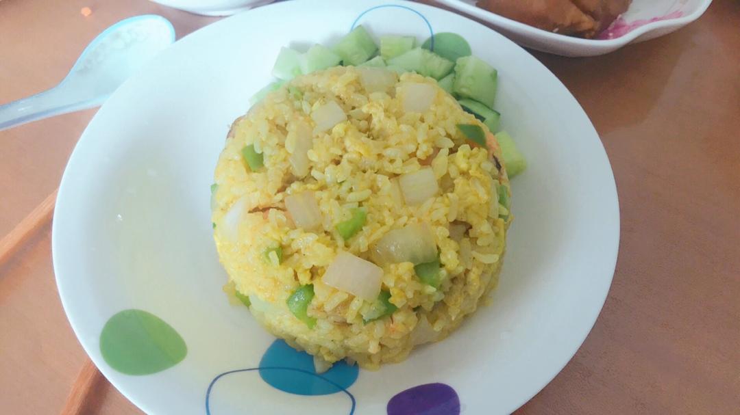 咖喱海鲜炒饭