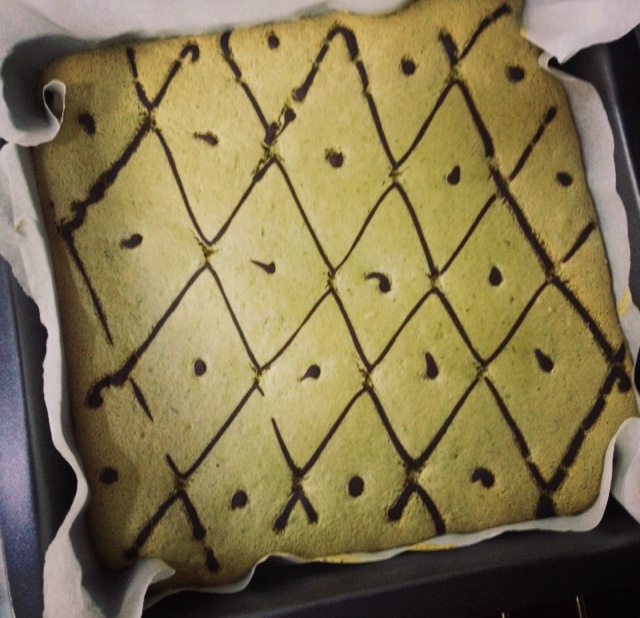 戚风柔软蛋糕( 新手一看就会:)