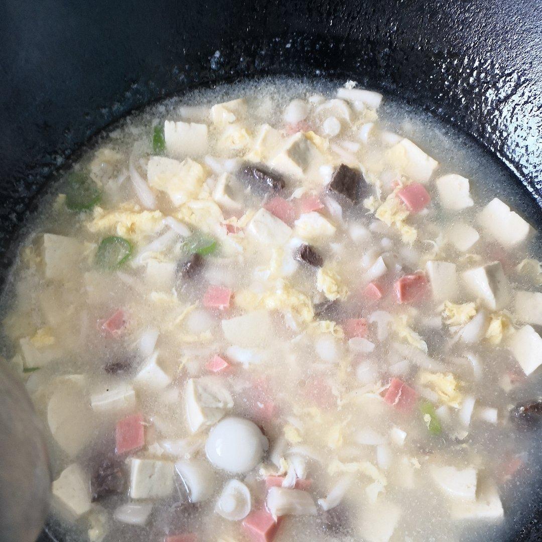 豆腐菌菇汤