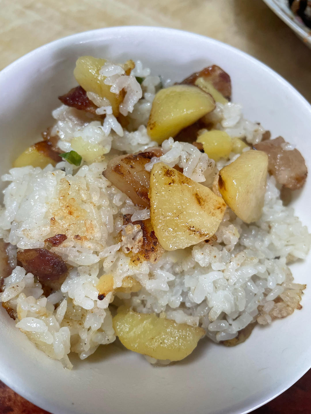 土豆饭，香掉牙的锅巴洋芋饭