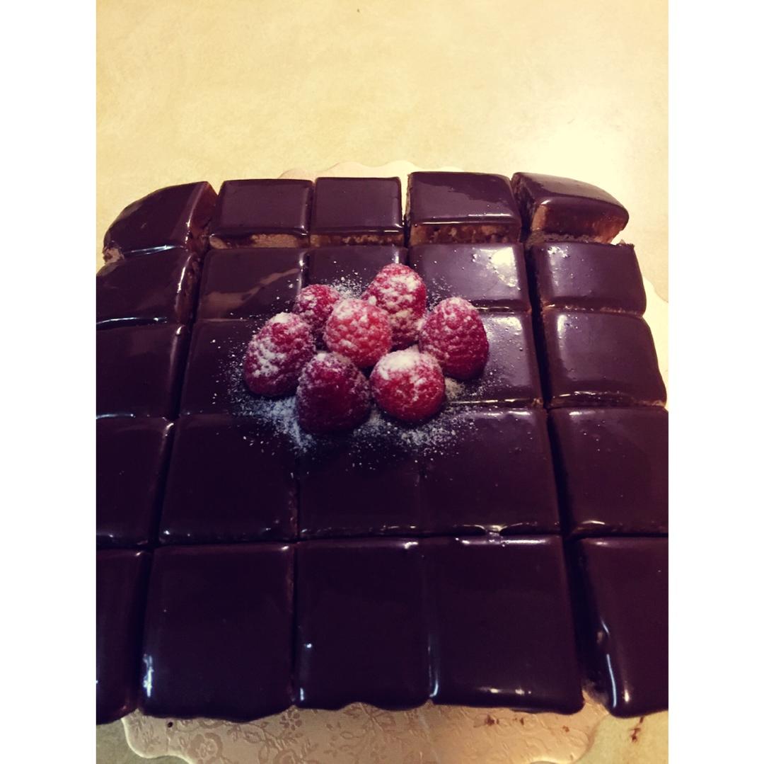 马修Matthew-浓郁香缇巧克力覆盆子蛋糕<熊谷裕子>