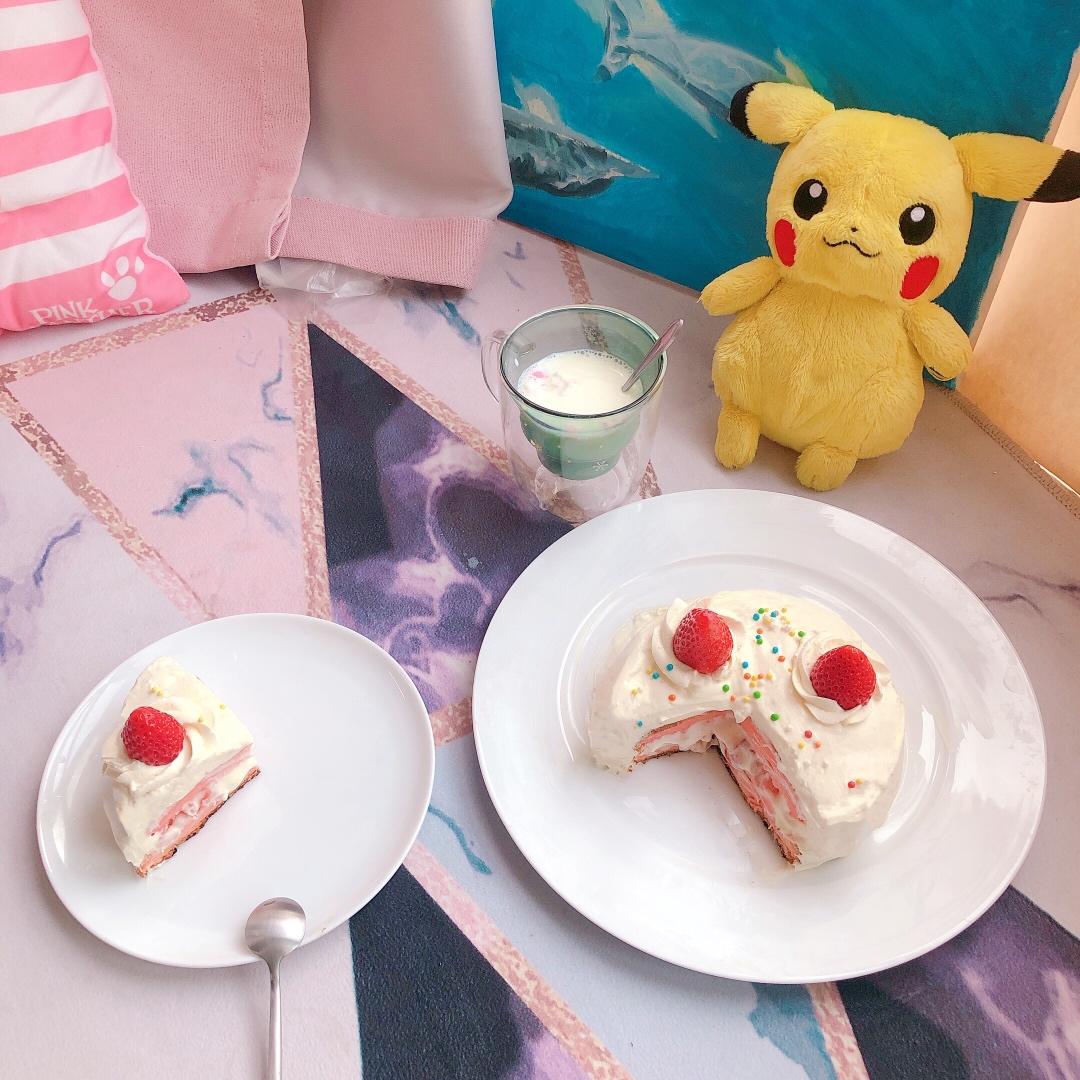 《Tinrry+》草莓奶油蛋糕（8寸配方）