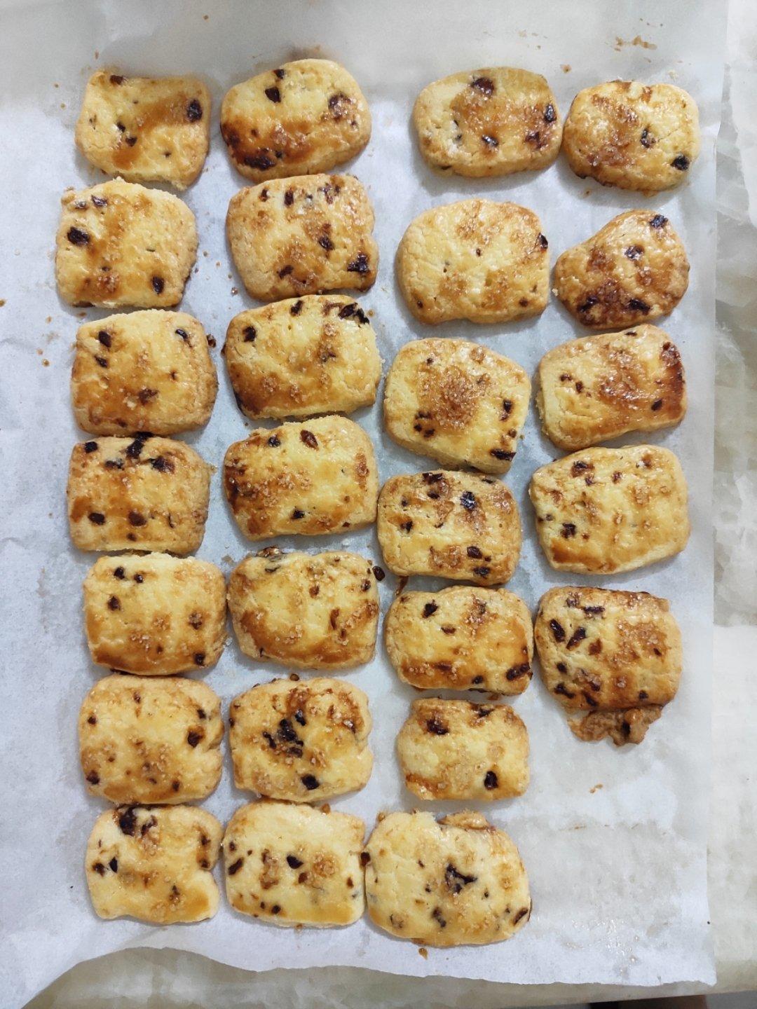 不网红，就做一个纯粹蓝罐味道的黄油黑加仑曲奇