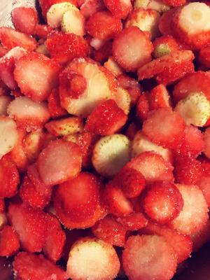 冻草莓的做法 步骤3