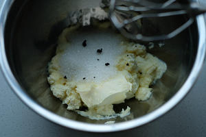 黑糖珍珠奶盖芝士蛋糕——松下微蒸烤箱DS59J的做法 步骤3