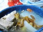 鱿鱼干炖萝卜排骨汤