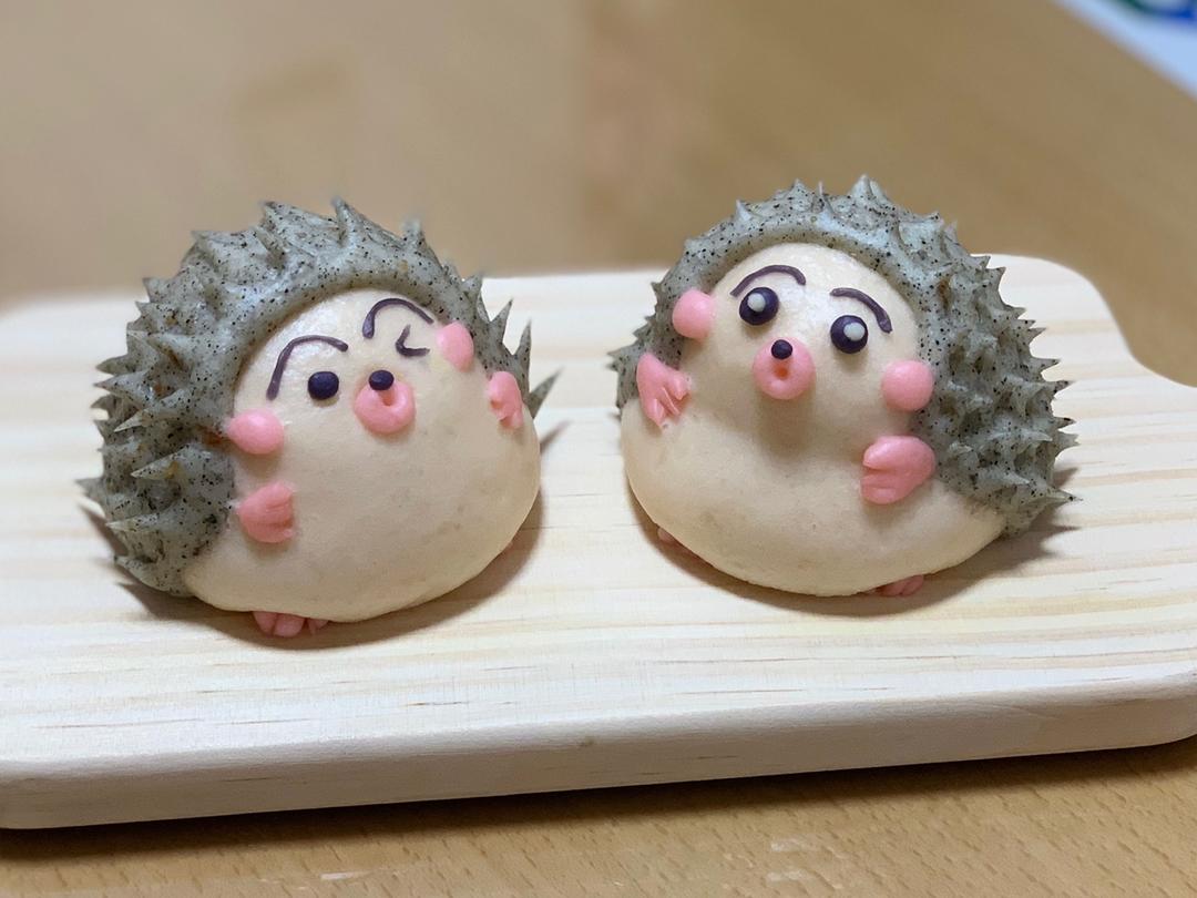 圈小框做的卡通馒头卡通包小刺猬