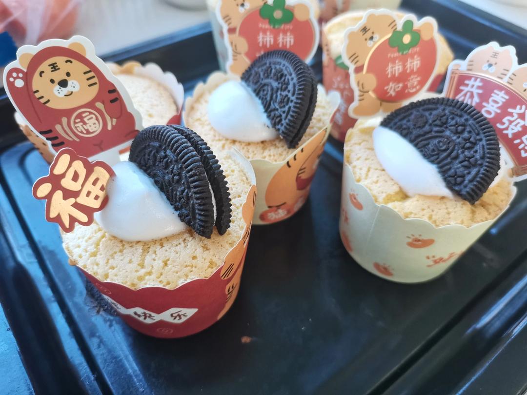 纸杯蛋糕 8寸戚风蛋糕的量