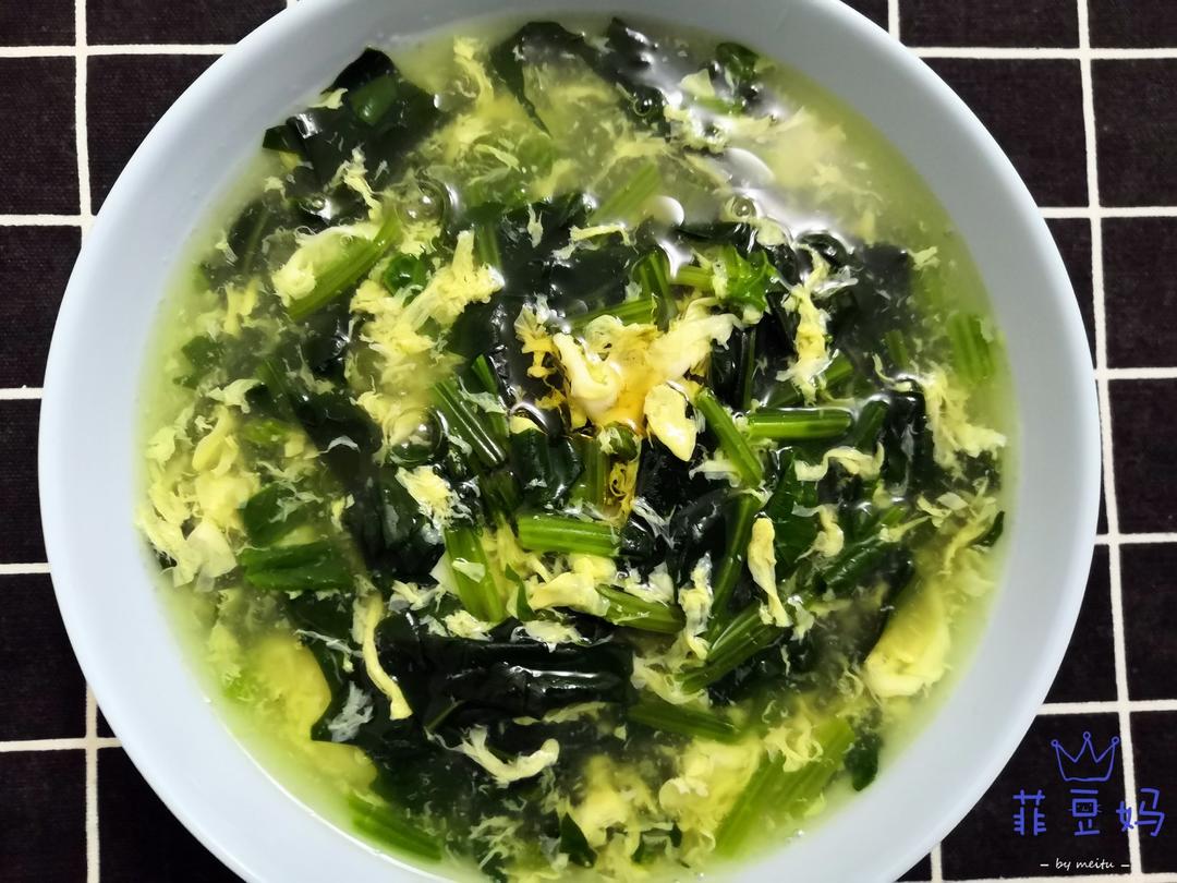 菠菜鸡蛋汤
