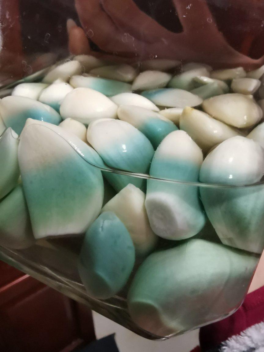 一瓶绿油油的腊八蒜美貌出炉