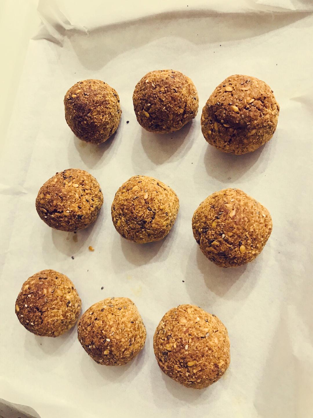 （自用）椰子面粉亚麻籽壳粉魔芋饱腹餐包小球的做法