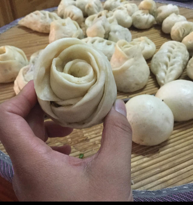 玫瑰花饺子