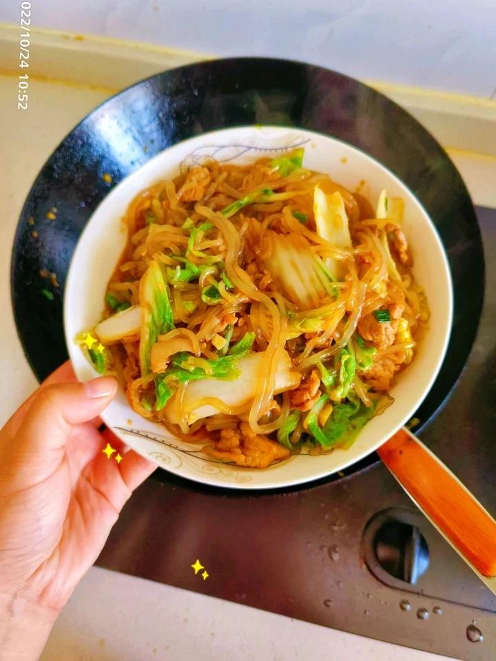 猪肉白菜炖粉条好吃到哭😭