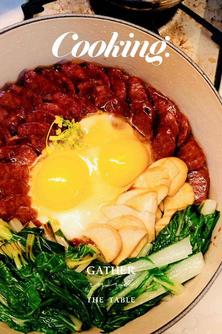 铸铁锅腊肠煲仔饭