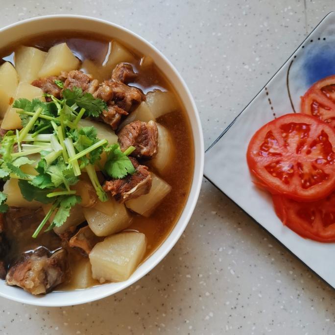 牛肋条炖白萝卜的做法