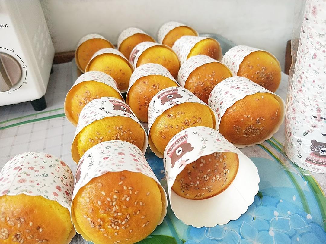 不会回缩的纸杯蛋糕