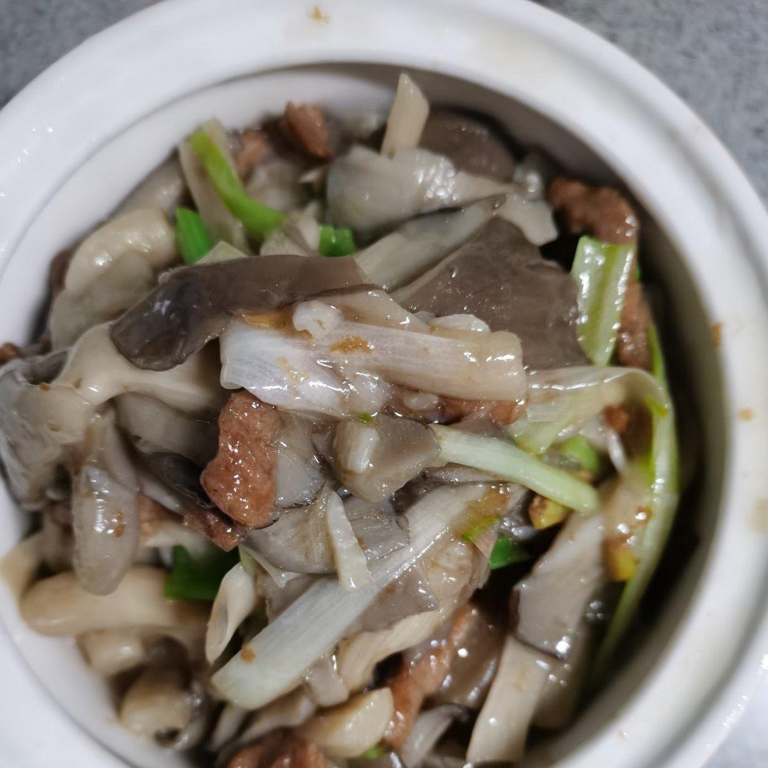 平菇/海鲜菇炒肉