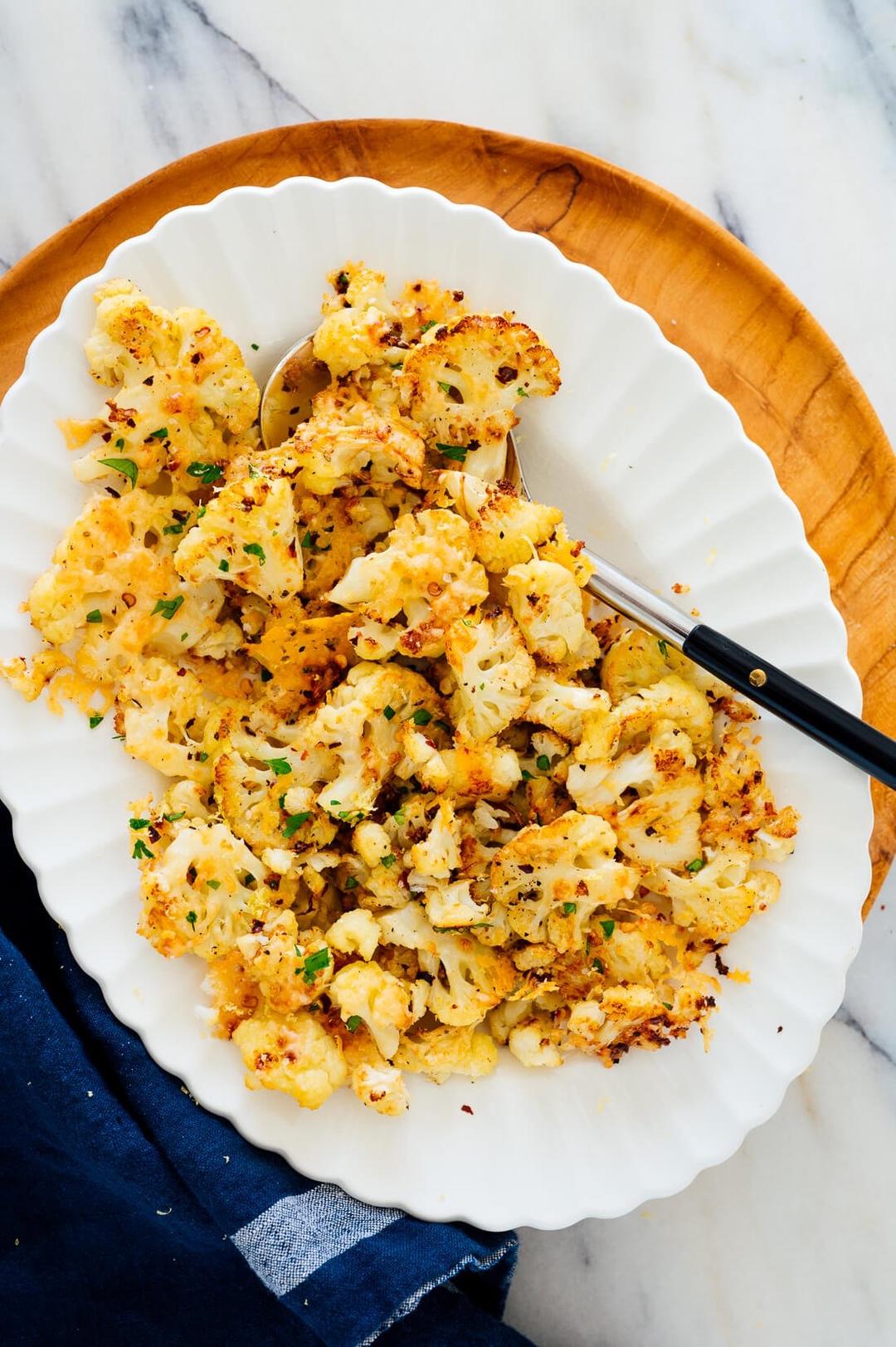 Roasted Cauliflower (Four Ways!)的做法