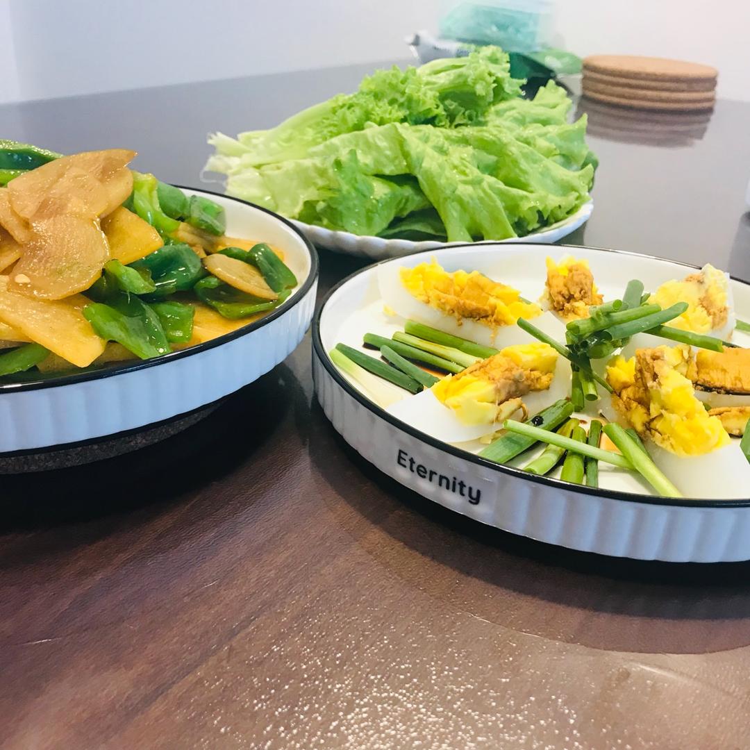 青椒番茄土豆片