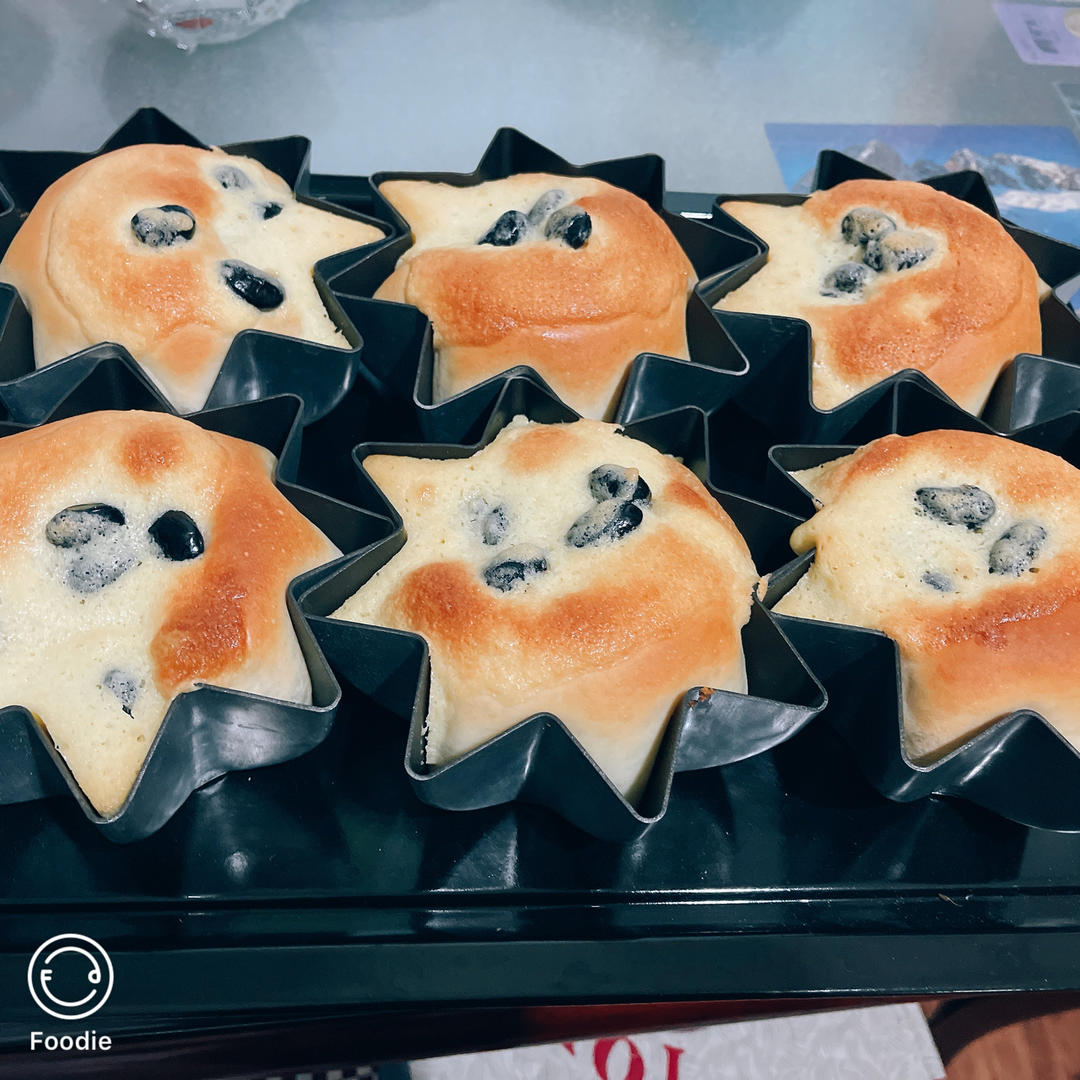 好吃到出炉就被抢光的墨西哥红豆面包