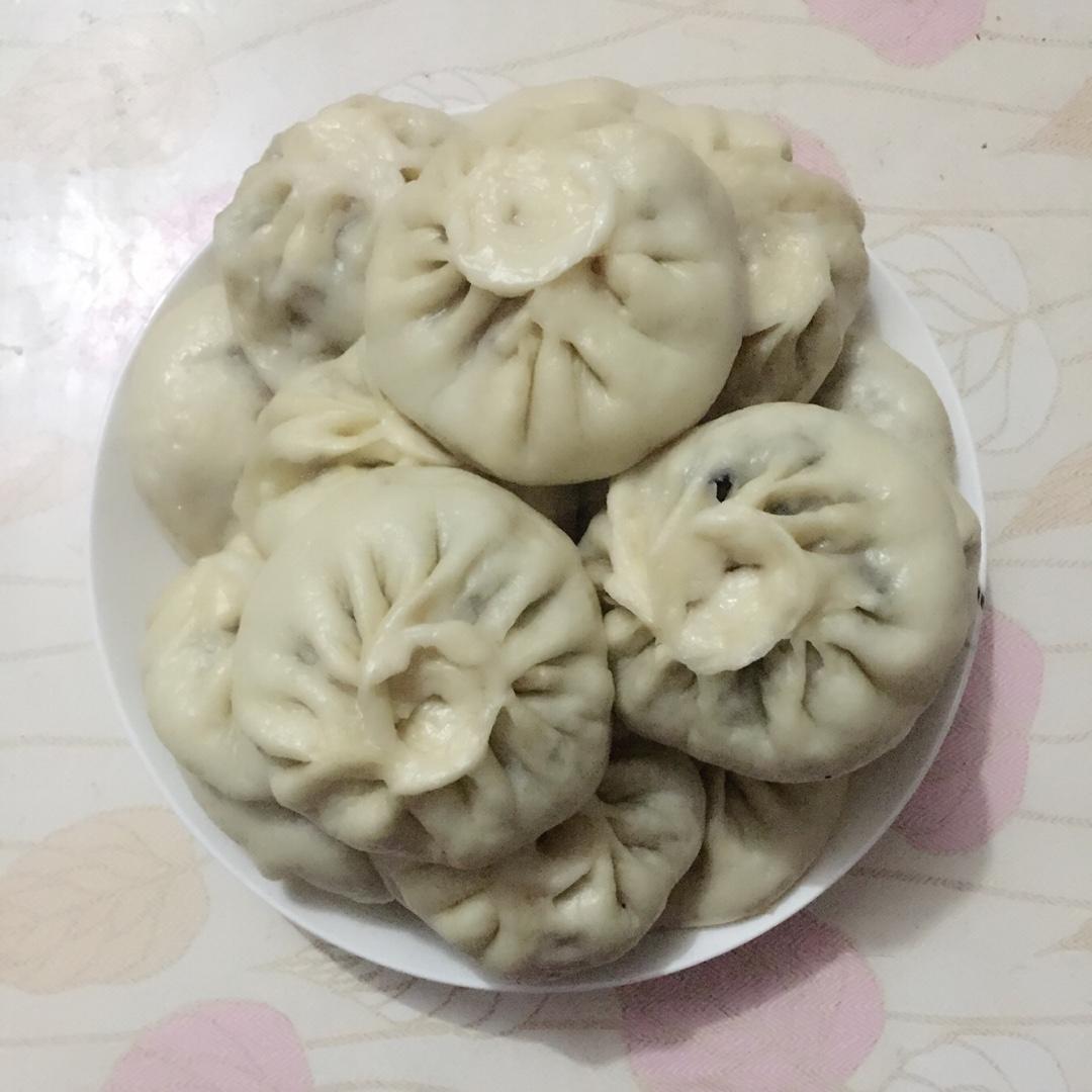 肉包子,杠杠的