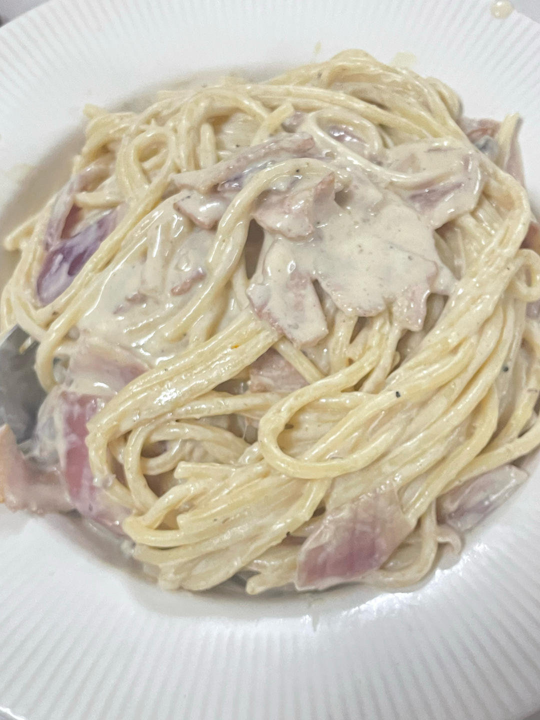 奶油蘑菇培根意大利面