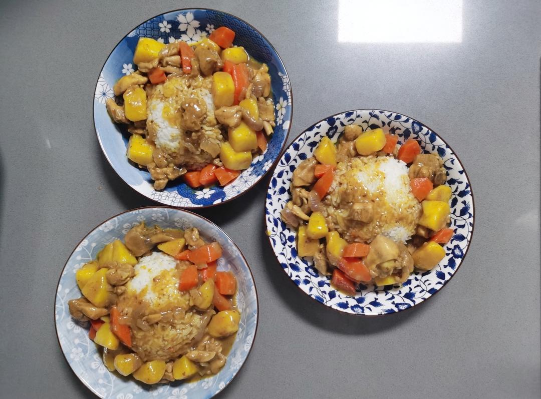 咖喱鸡肉饭