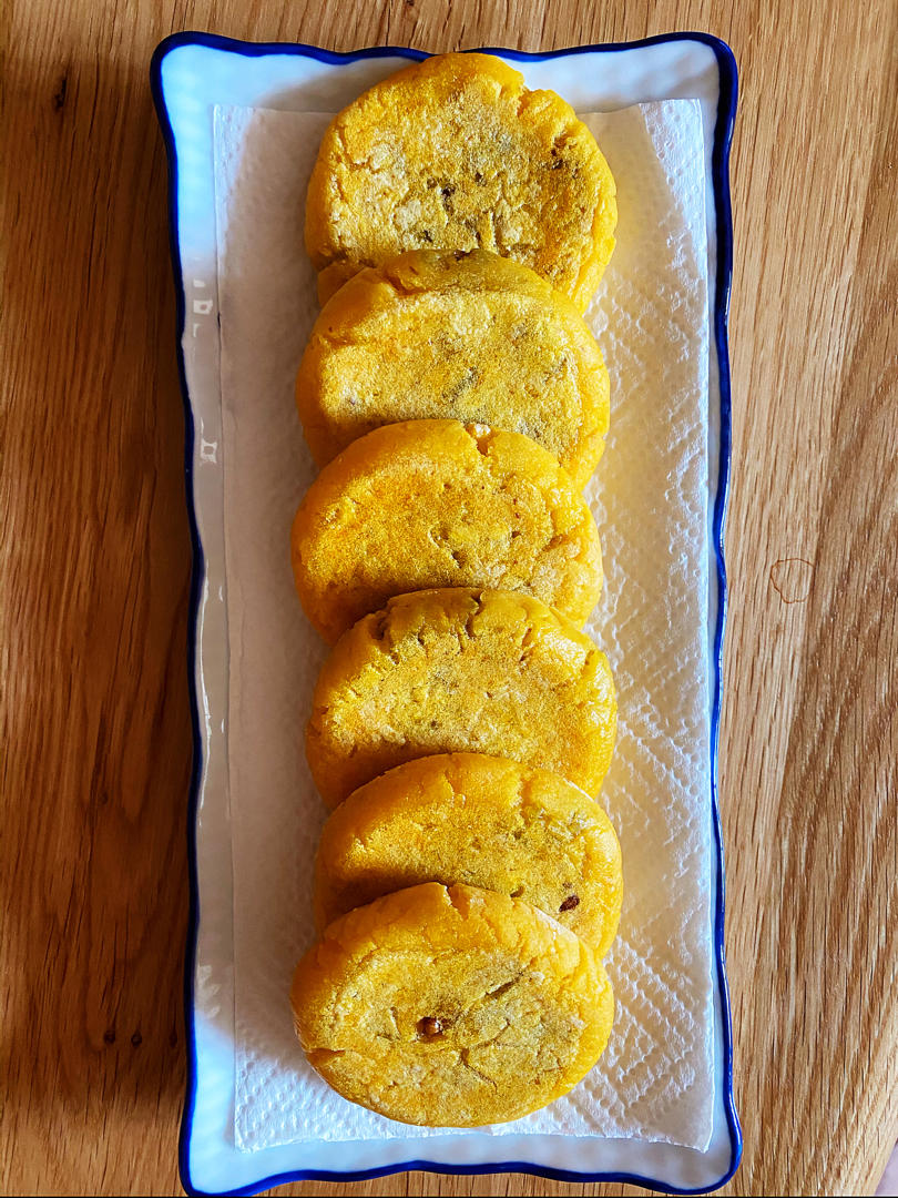 不用烤箱也酥酥的红豆饼