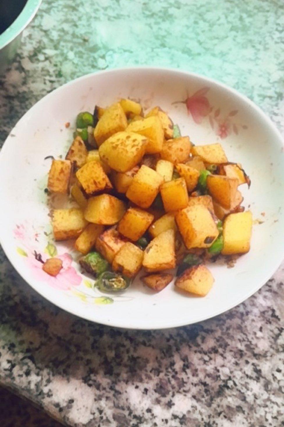 孜然香煎土豆块