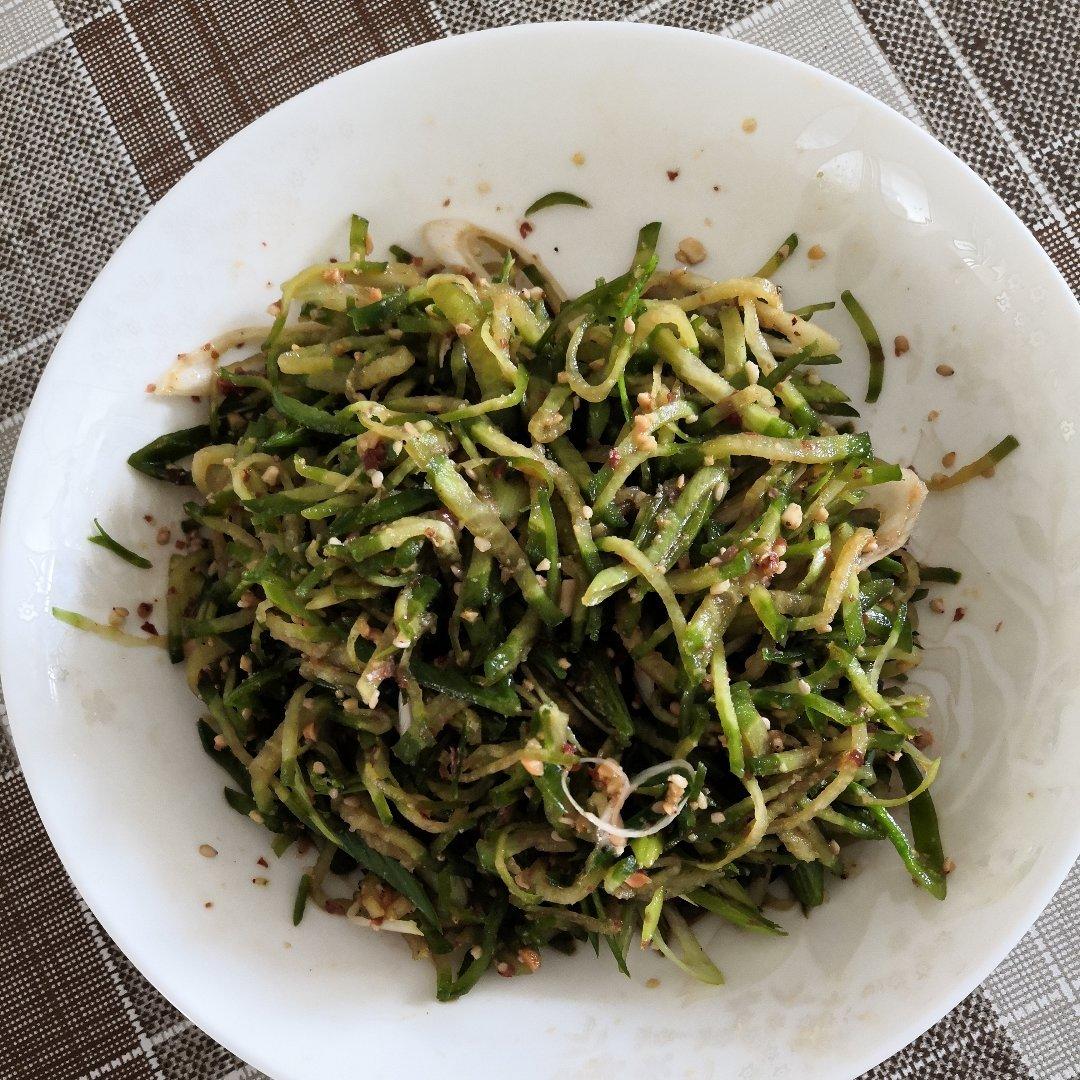 凉拌爽口萝卜丝