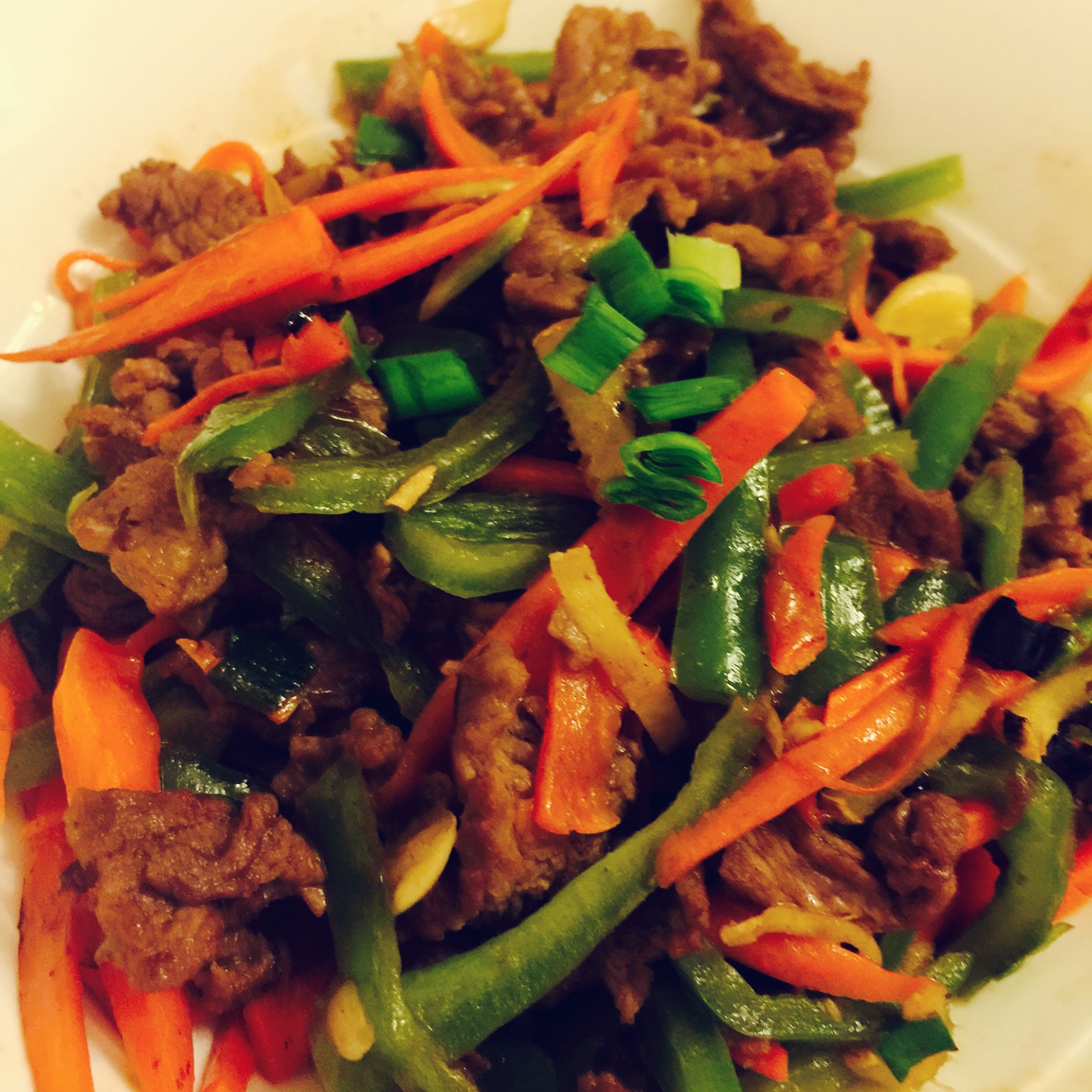 胡萝卜炒牛肉