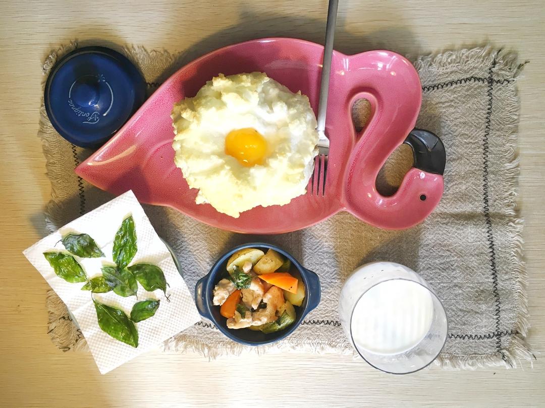 云端上的蛋土司