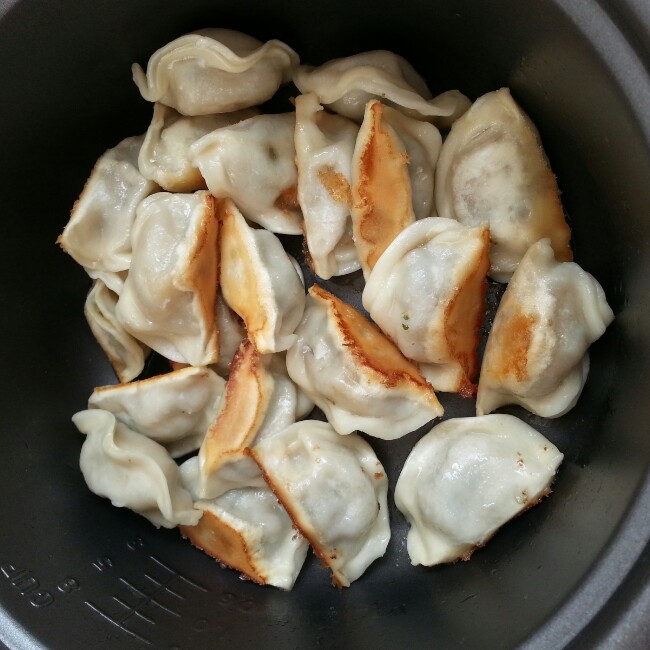 电饭锅煎饺