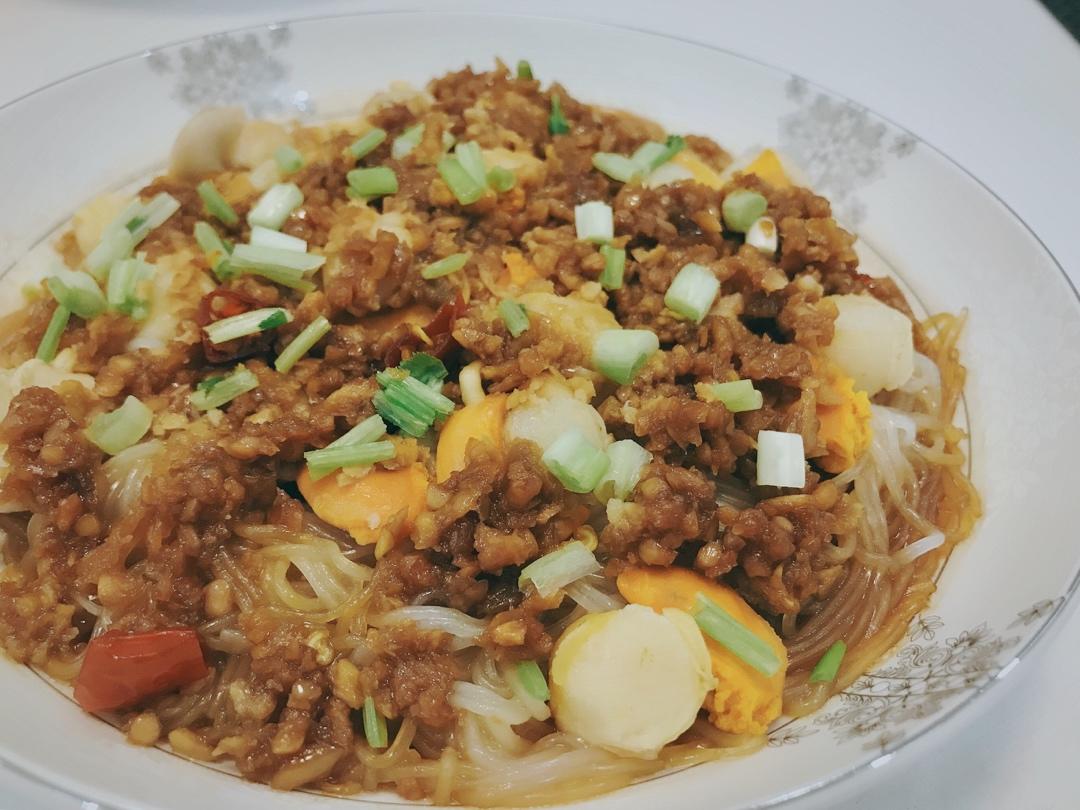 蒜蓉扇贝肉蒸粉丝