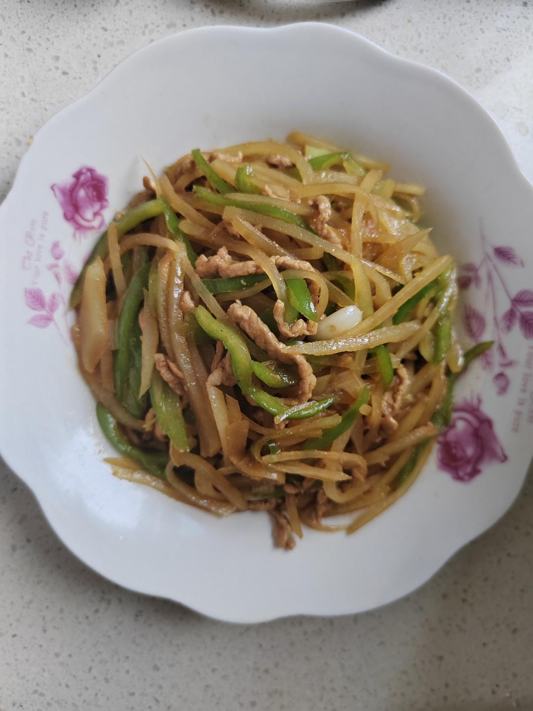 土豆丝青椒炒肉