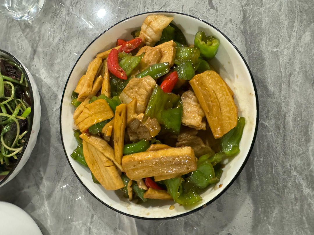 江西版豆干炒五花肉