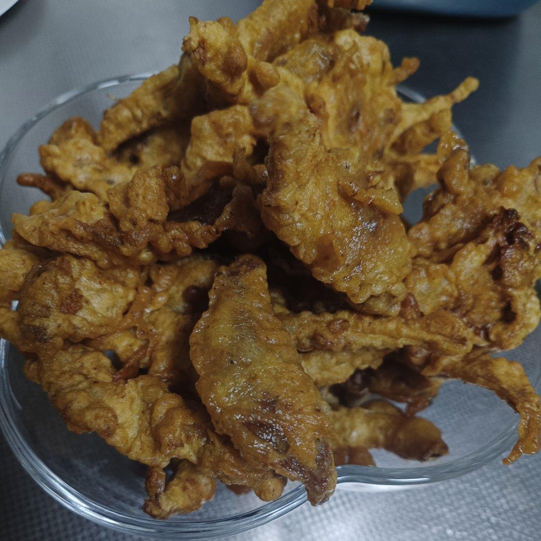 炸蘑菇用不用焯水？裹淀粉还是面粉？厨师长告诉你