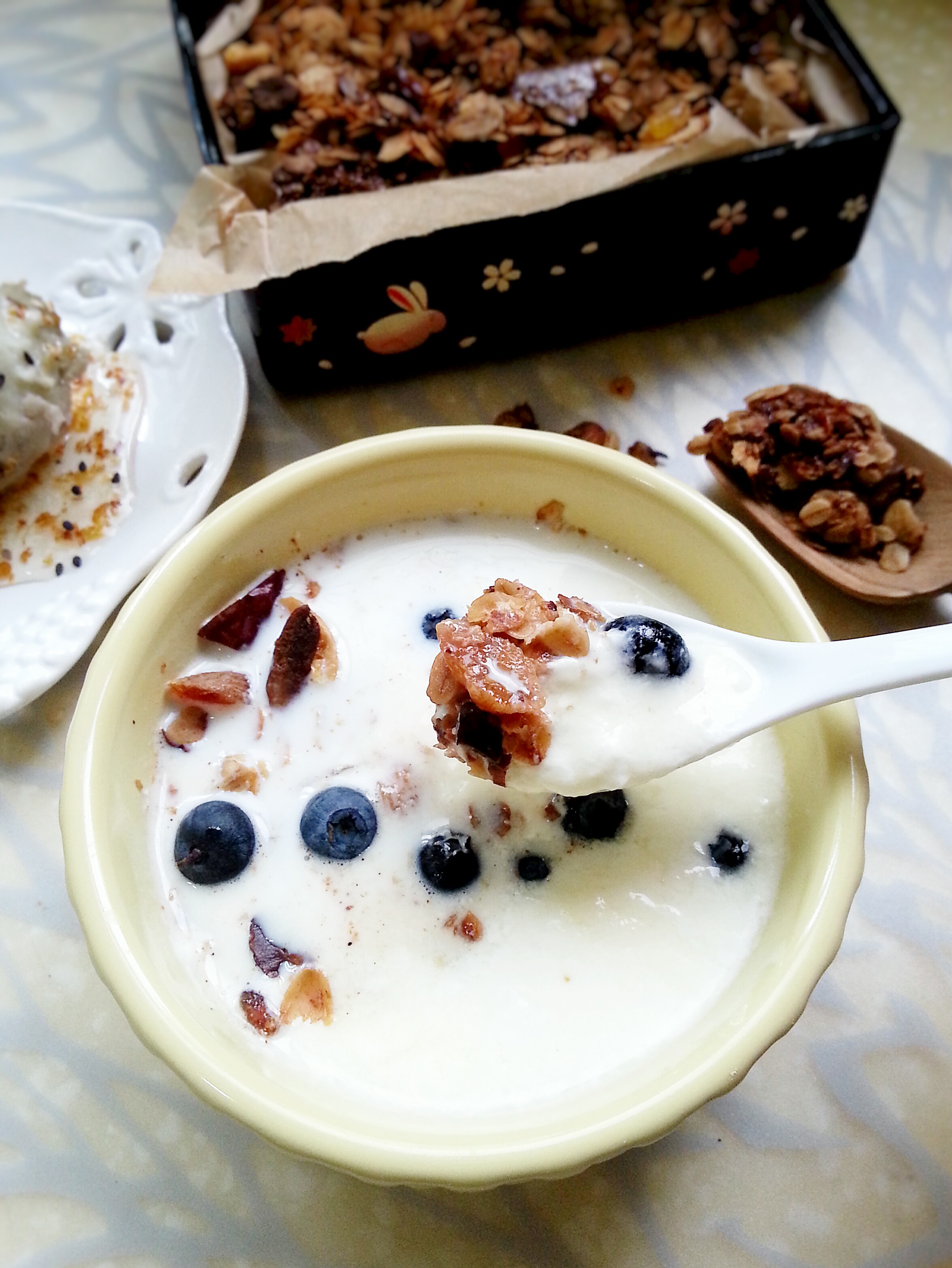 Granola（格兰诺拉麦片）