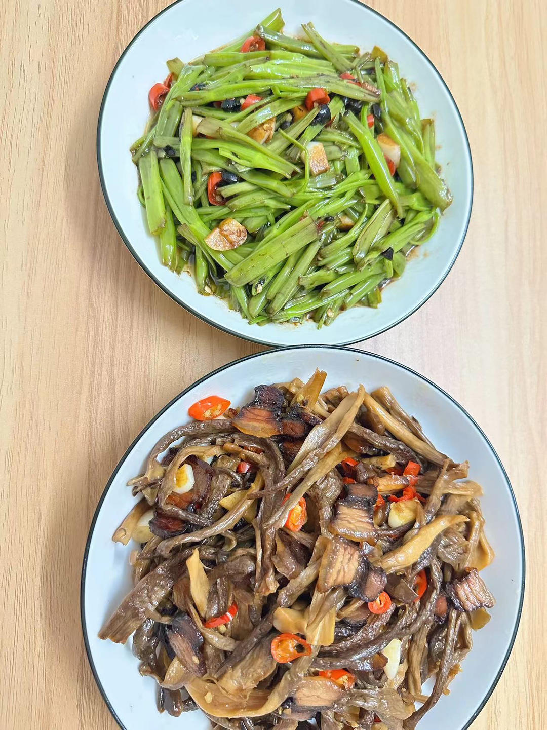 空心菜梗炒辣椒 通菜杆炒肉里面含三种做法